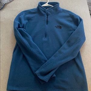 Men’s north face quarter zip.
